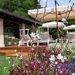 Paola 4* Longiano