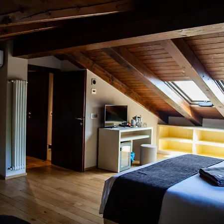 Bed & Breakfast Paola *