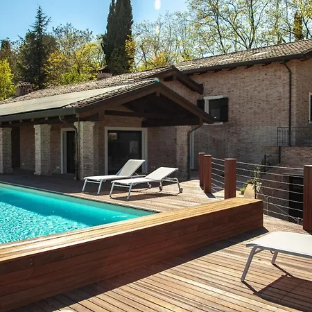 Paola Bed & Breakfast