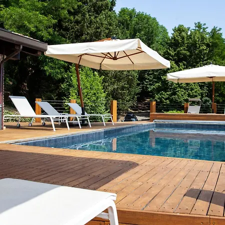 Bed & Breakfast Paola 4*