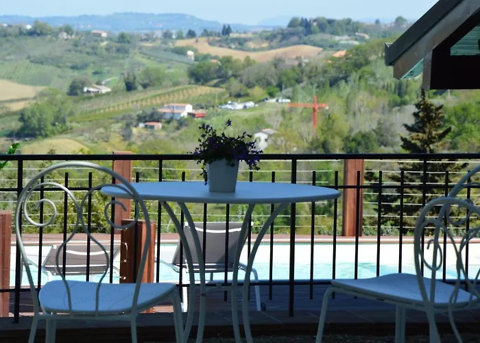 Paola Bed & Breakfast 4*