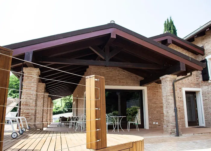 Paola Bed & Breakfast 4*